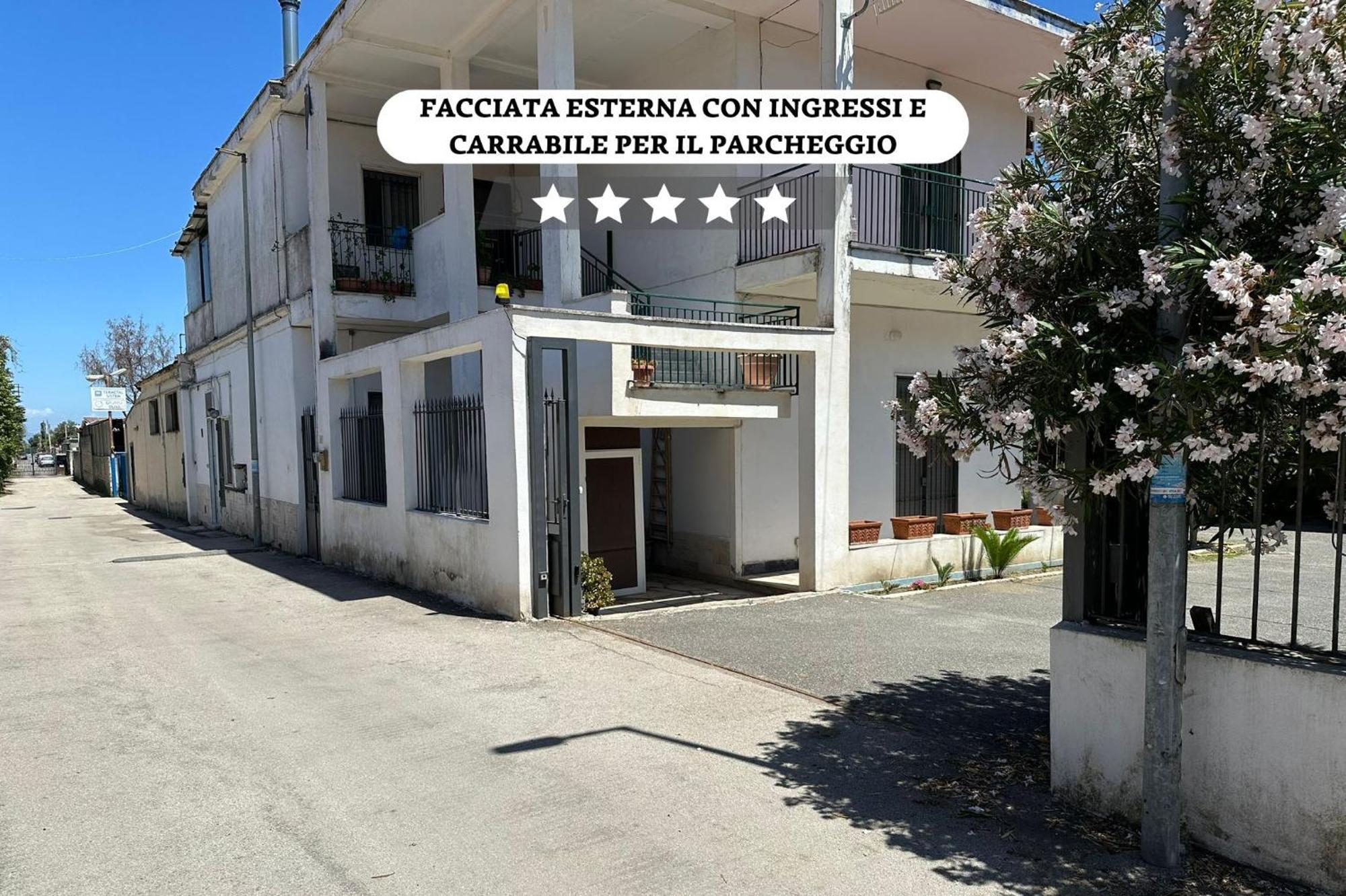 Grancomfort Tra Napoli E Caserta Castel Volturno Buitenkant foto